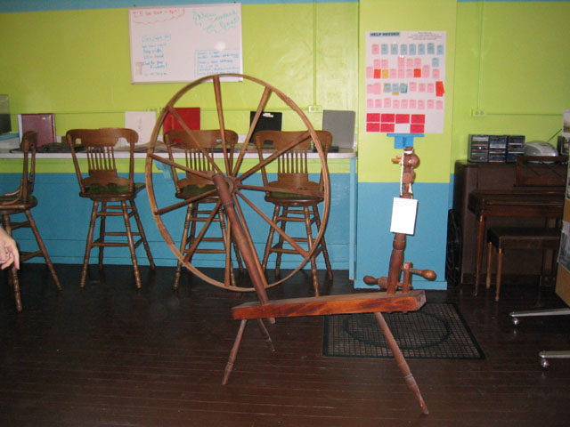 Spinning wheel, loaned by the Hart Family for the "Arenzville Memorabilia" exhibit at the Side Door.
