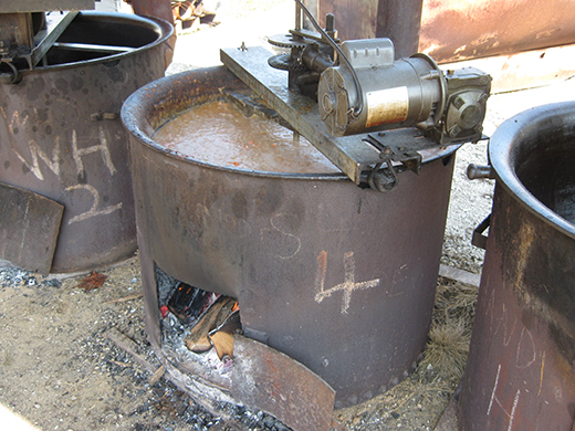 stirring mechanism in use